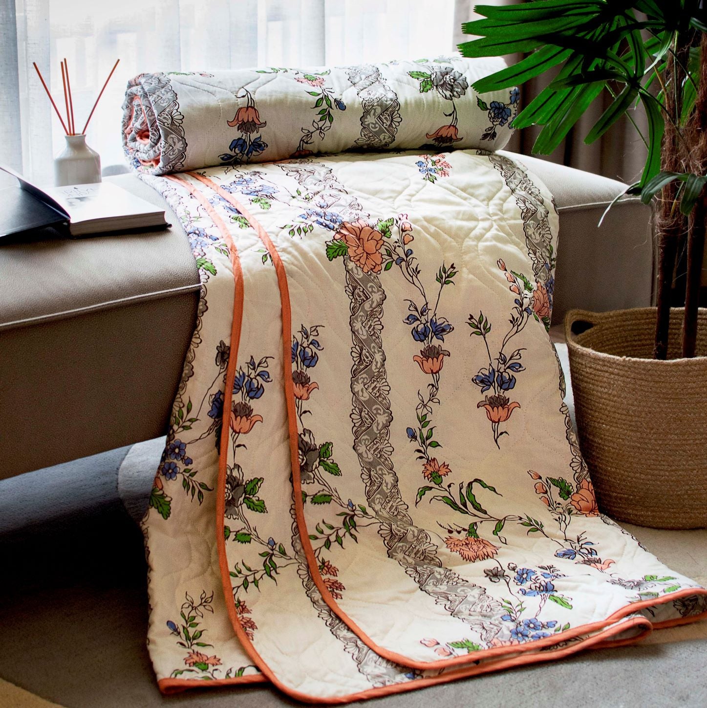 Cotton Blankets: A Comprehensive Guide to Their History, Production, and Utility