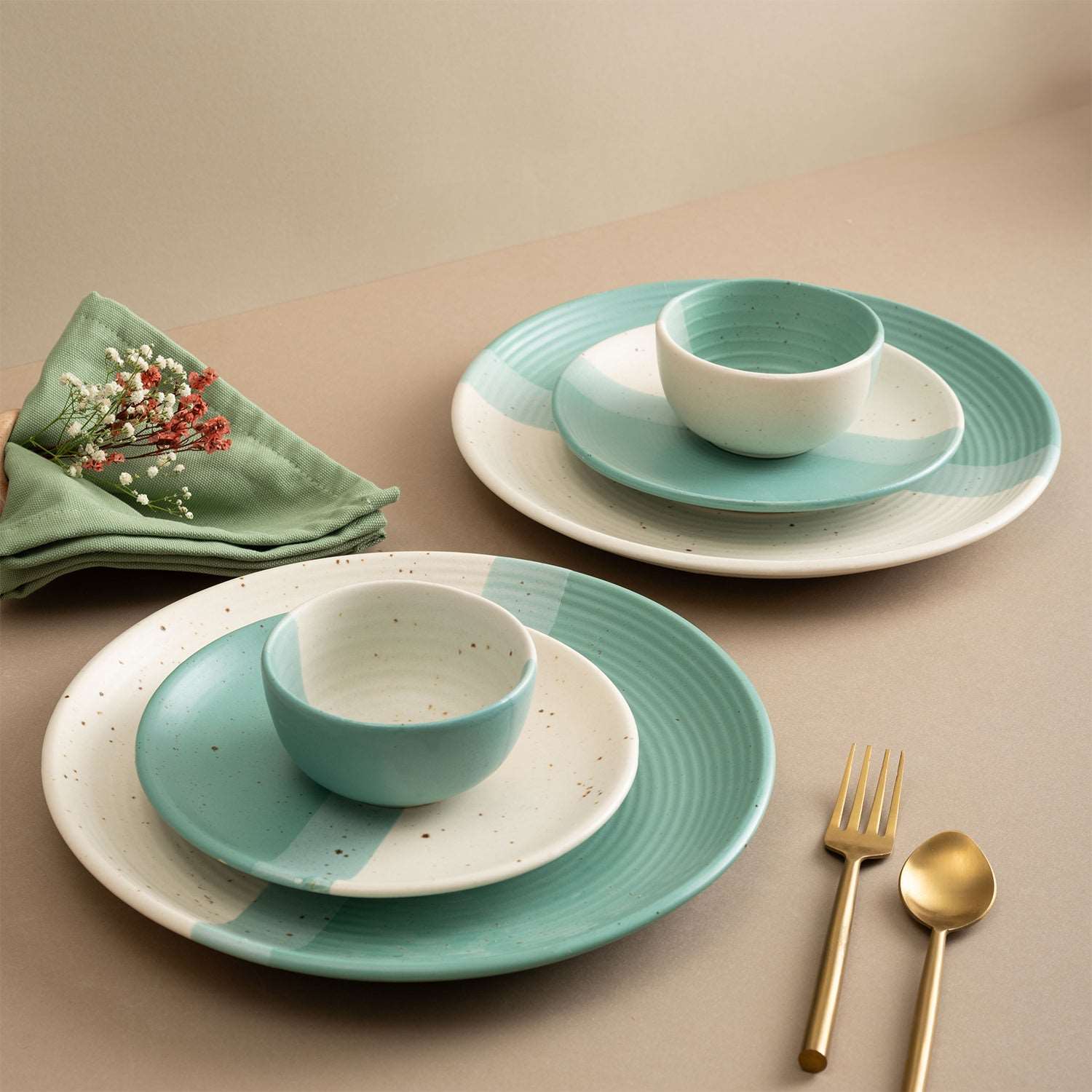 Ceramic Dinner Set Full Set Of Dishes Buy Handmade Green Pearl Piece Ceramic Full Dinner Set Online Urban Space Urban Space