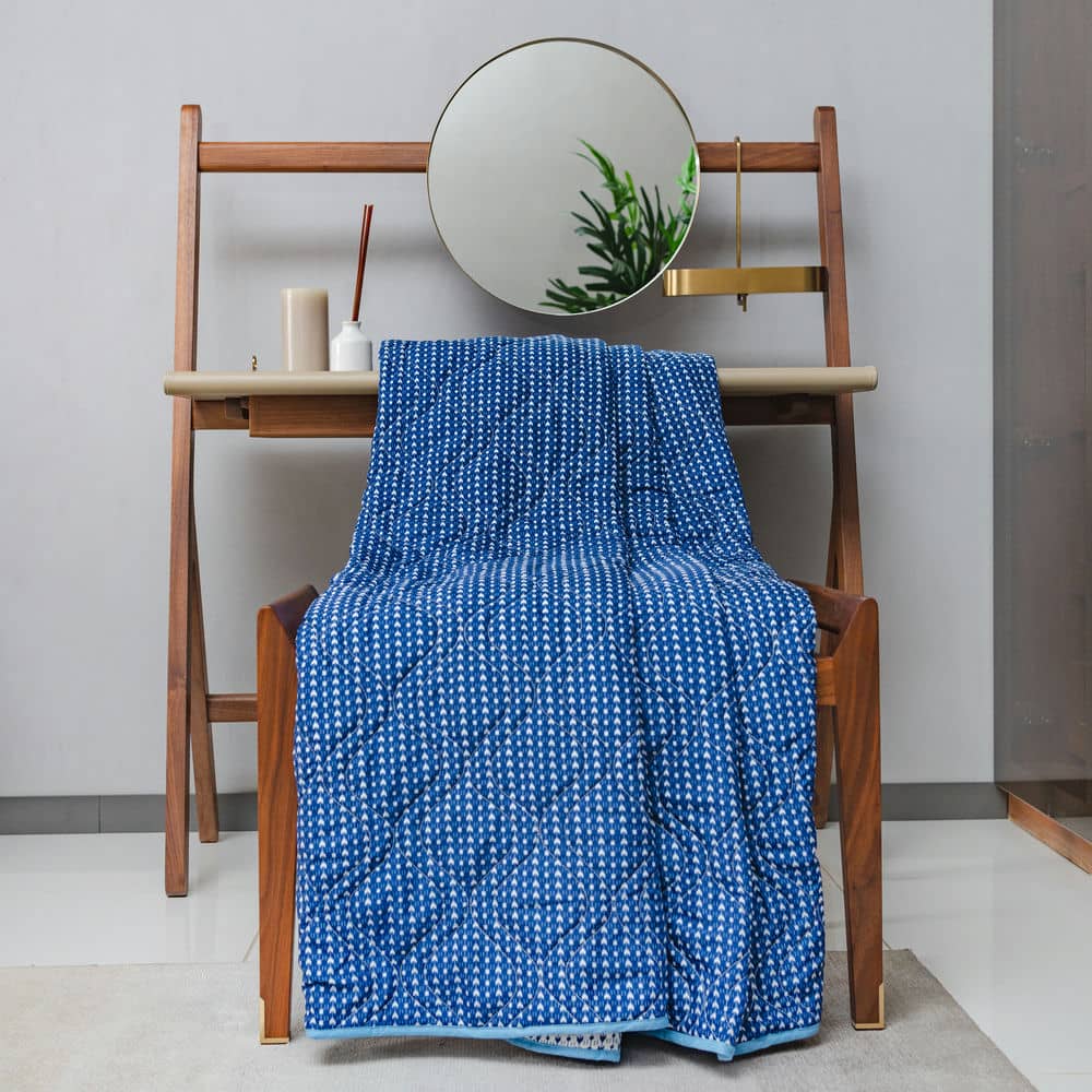 Oval Blue Cotton Double Bedsheet and AC Blanket Combo pack