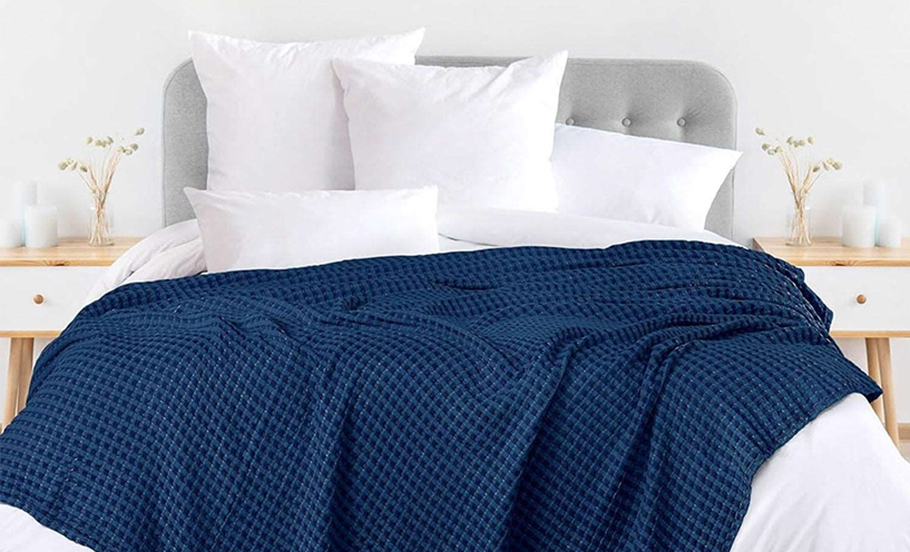 Dohar vs Comforter: Understanding the Differences and Uses