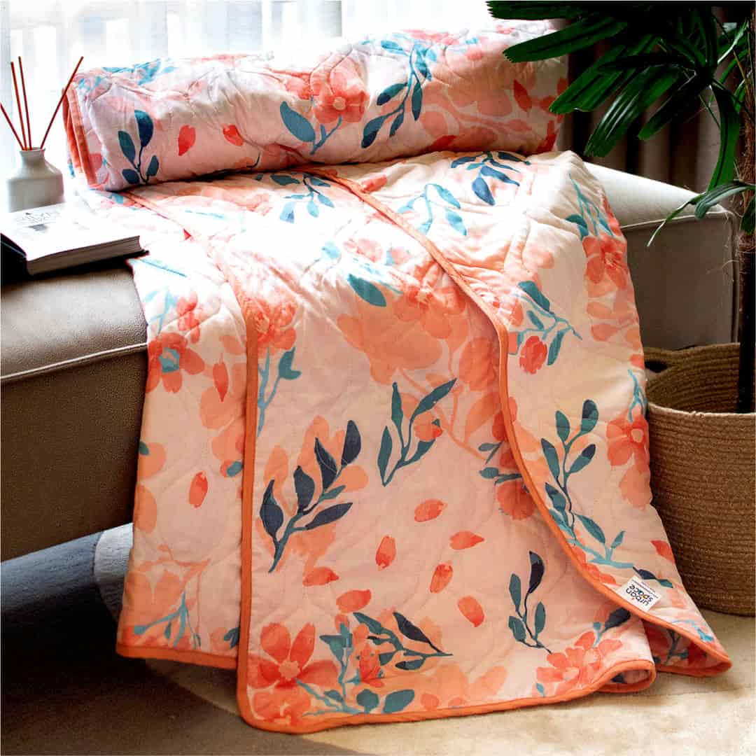 Which color bedsheet looks best with grey comforters