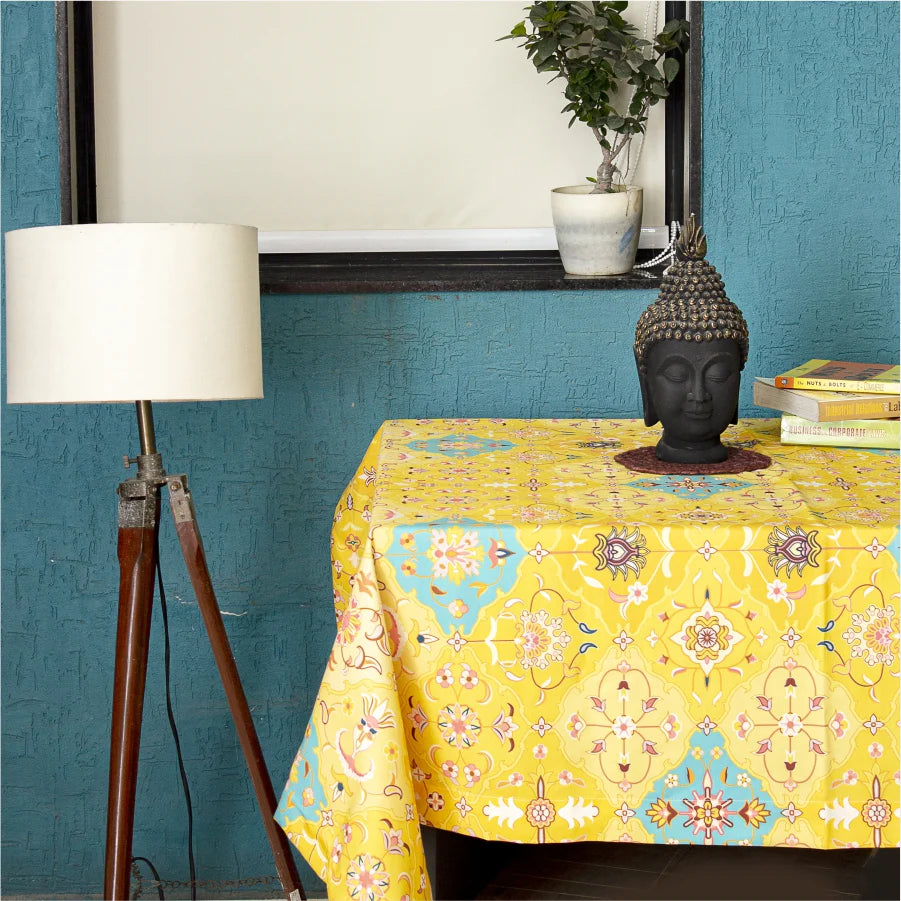 Table Covers for Every Occasion: How to Choose the Right Color and Design.