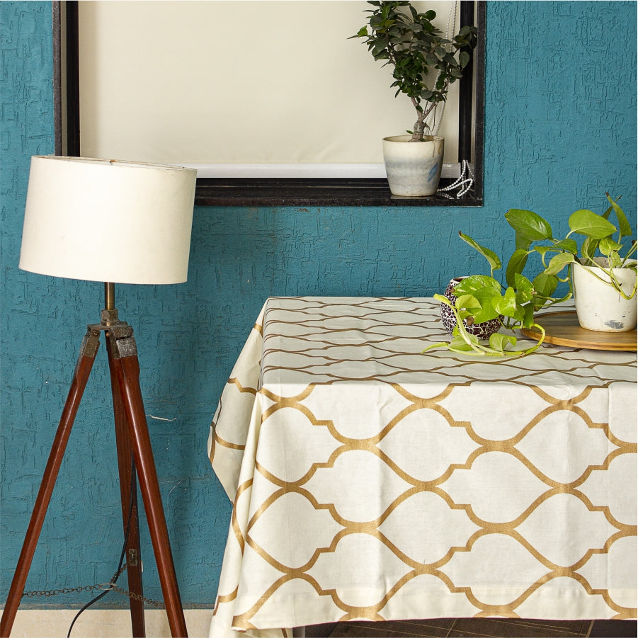 The Timeless Elegance of Linen Table Covers