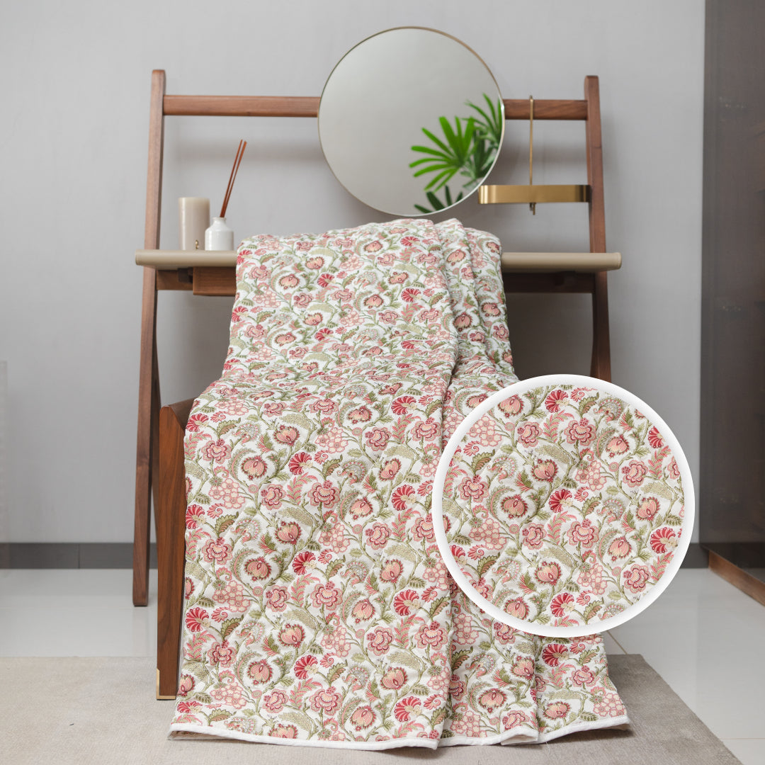 The Versatile Appeal of Cotton Throw Blankets