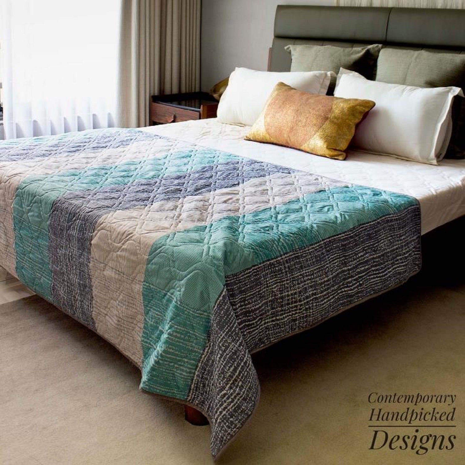 Comforters vs. Blankets: Making the Right Choice for Cozy Comfort