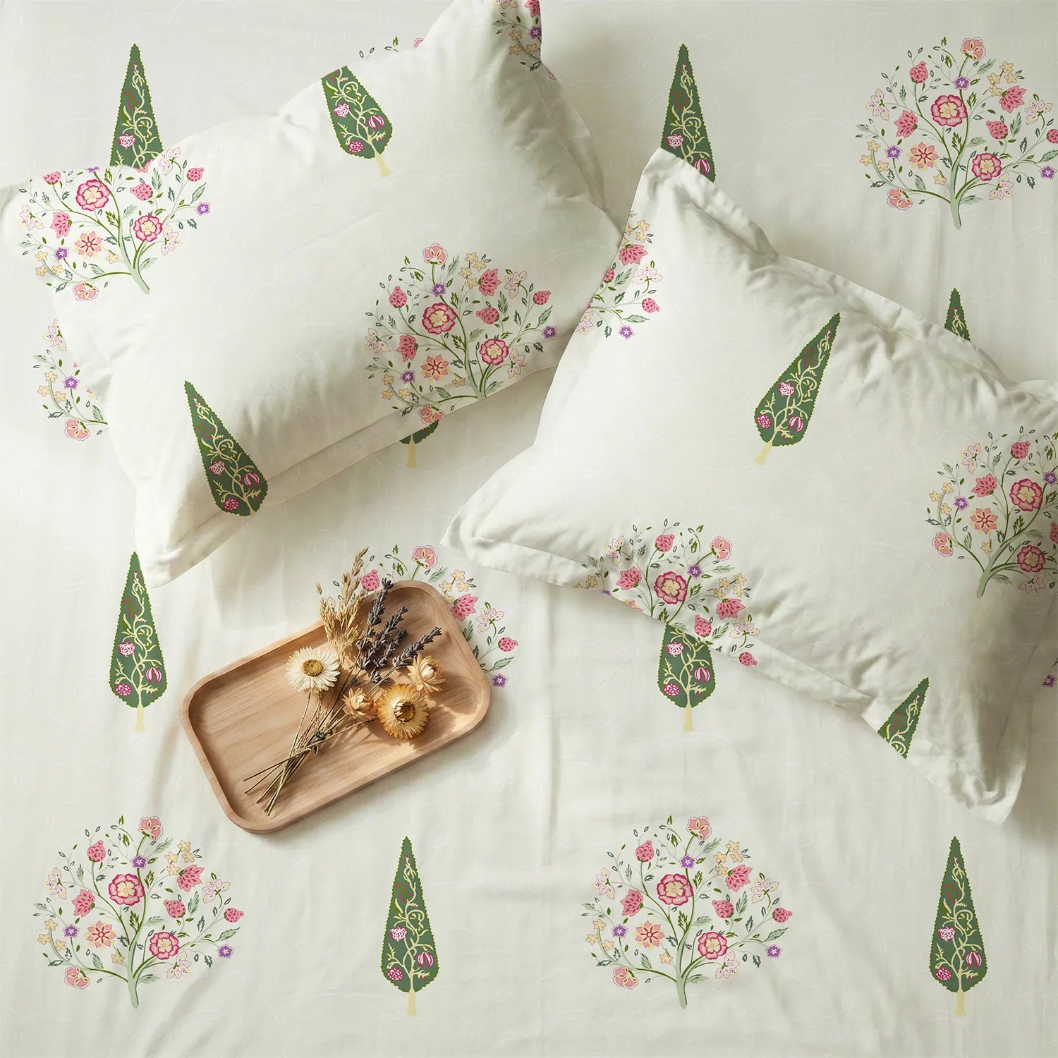 Serene 200 TC 100% Cotton Bedsheet with Pillow Covers - Kings Bloom
