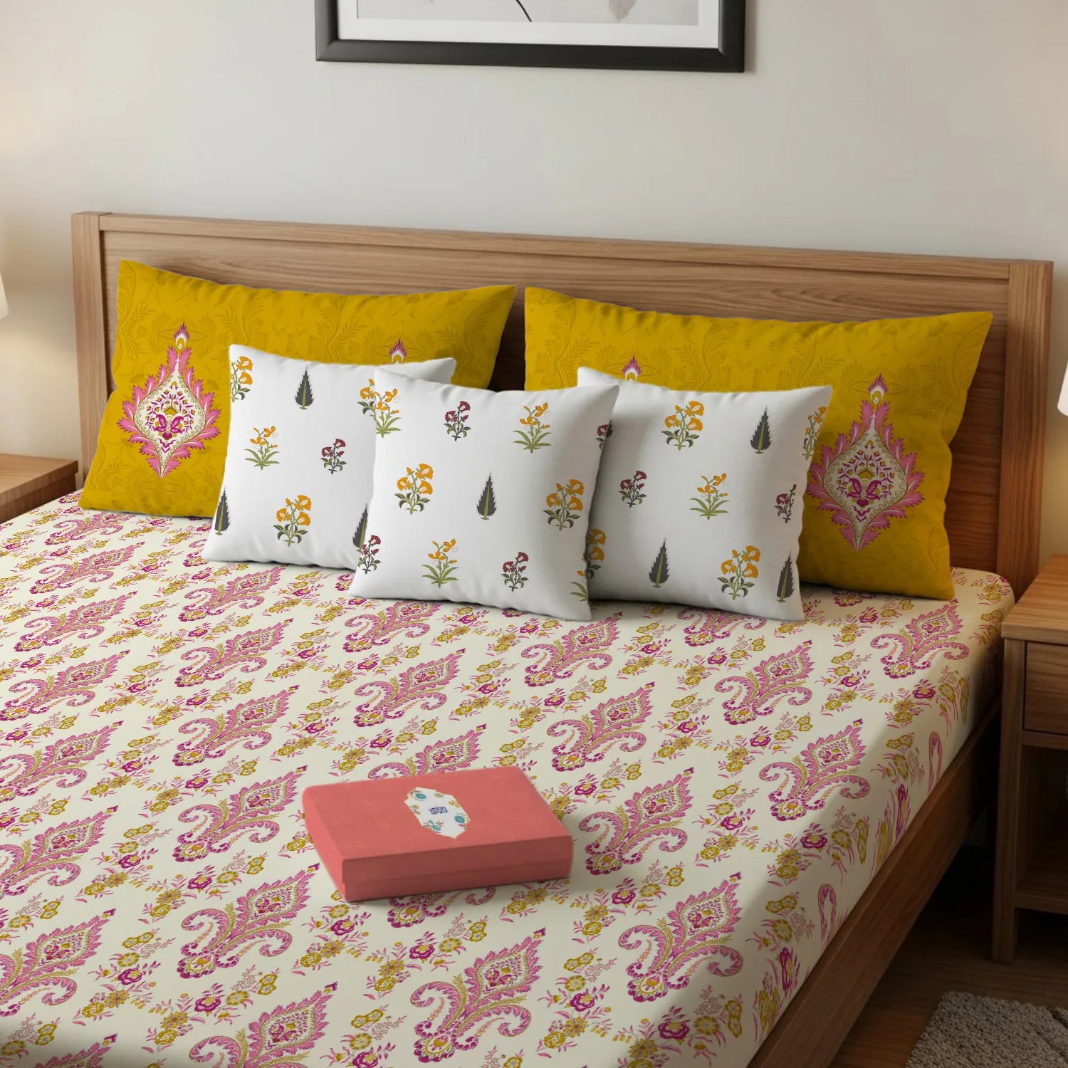 Cotton Double Bedsheet with 3 Cushion Covers in Gift Box Set, Motif Mustard