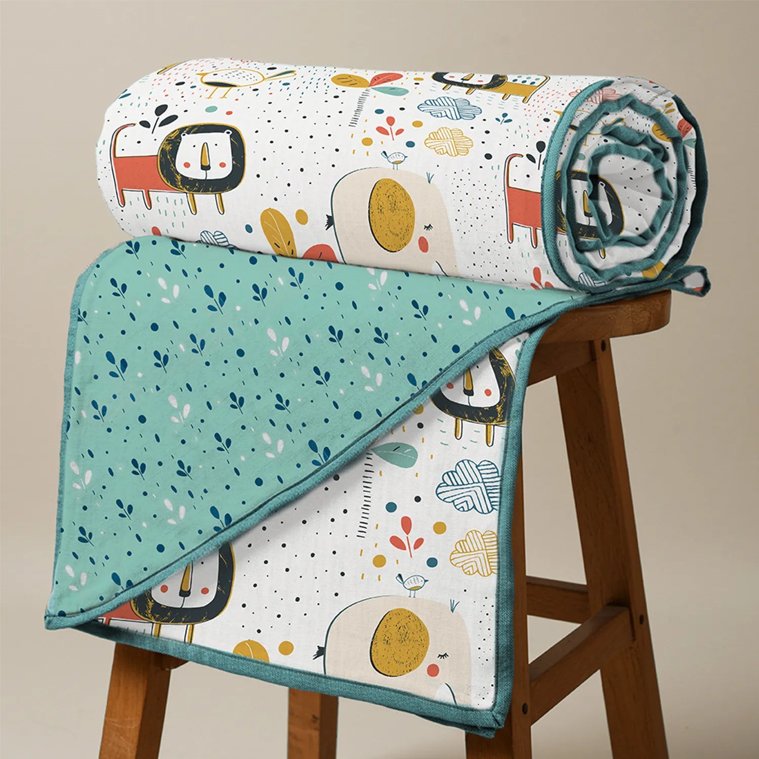 100 % Cotton Reversible Dohar / AC Blanket for Bedroom - Lion King Off White