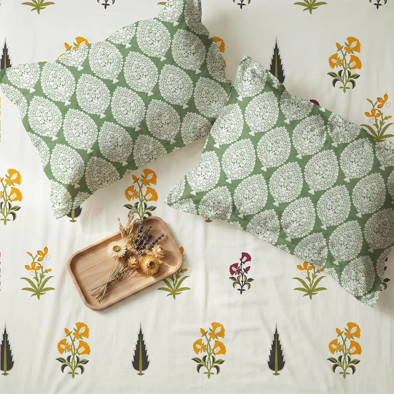 220 TC 100% Cotton printed bedsheet - High Garden Yellow
