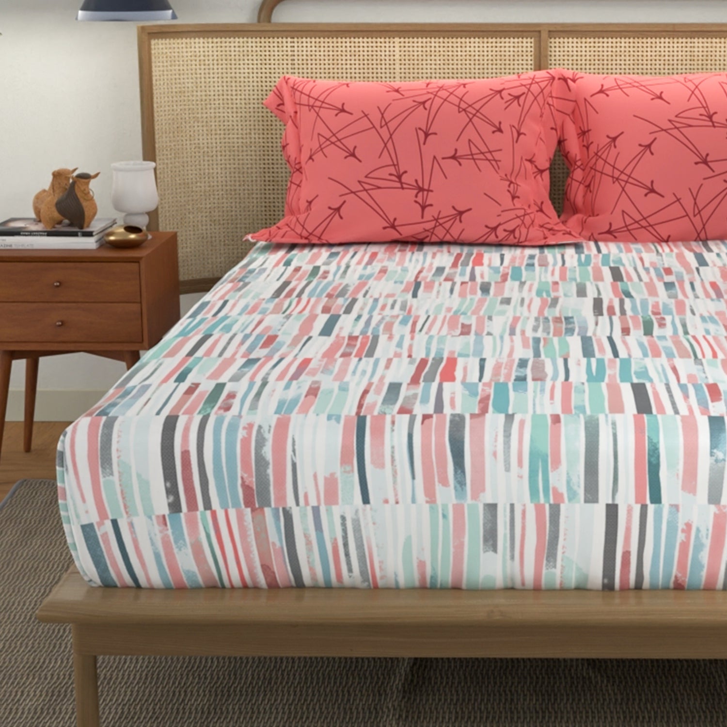 Divine Collection - 144 TC 100%  Cotton Double Bedsheet with 2 Pillow Covers, Stripes Pink