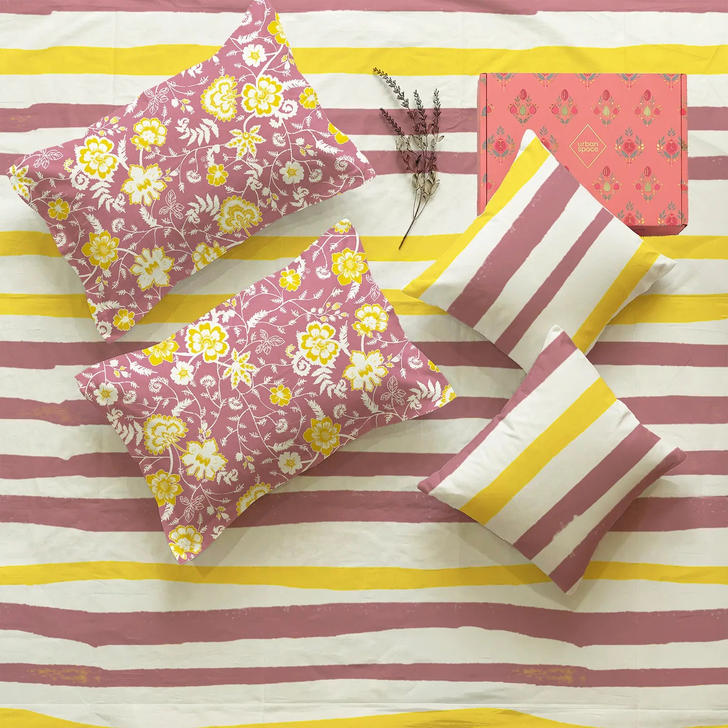 5 PC Cotton Bedsheet Set, Double/Queen Bedsheet in Giftbox- Streak Muddy Pink