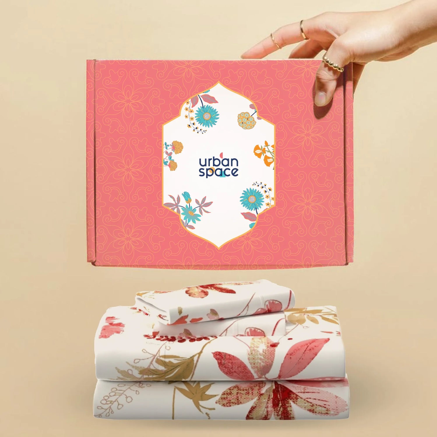 200 TC 100% Cotton Bedsheet Set in Gift Box - Floral Feast Peach