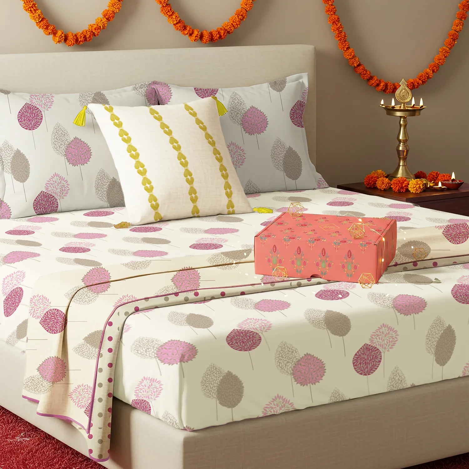 6 Pc Cotton Bedding Set in Gift Box, Drops Pink