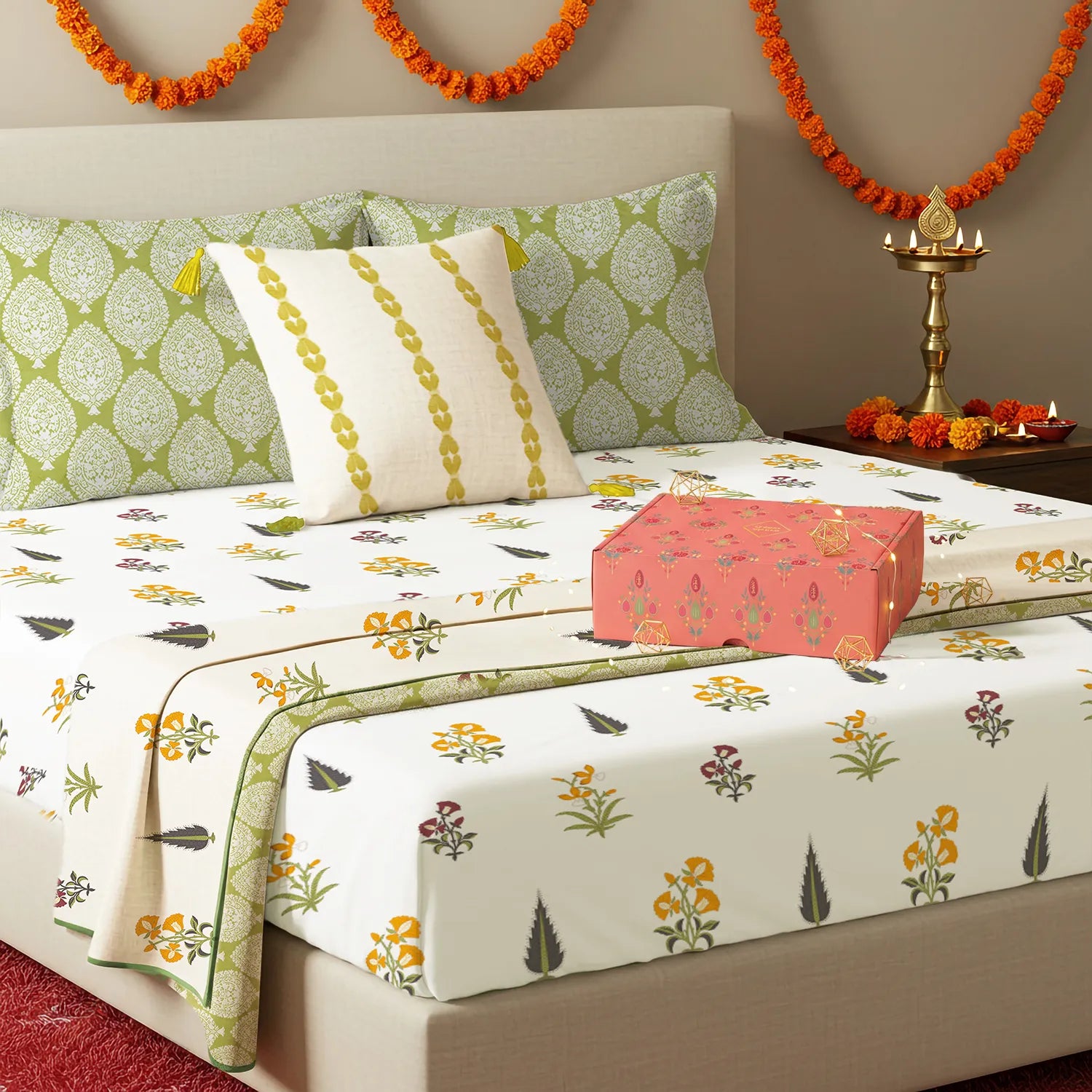 6 Pc Cotton Bedding Set in Gift Box, High Garden Yellow