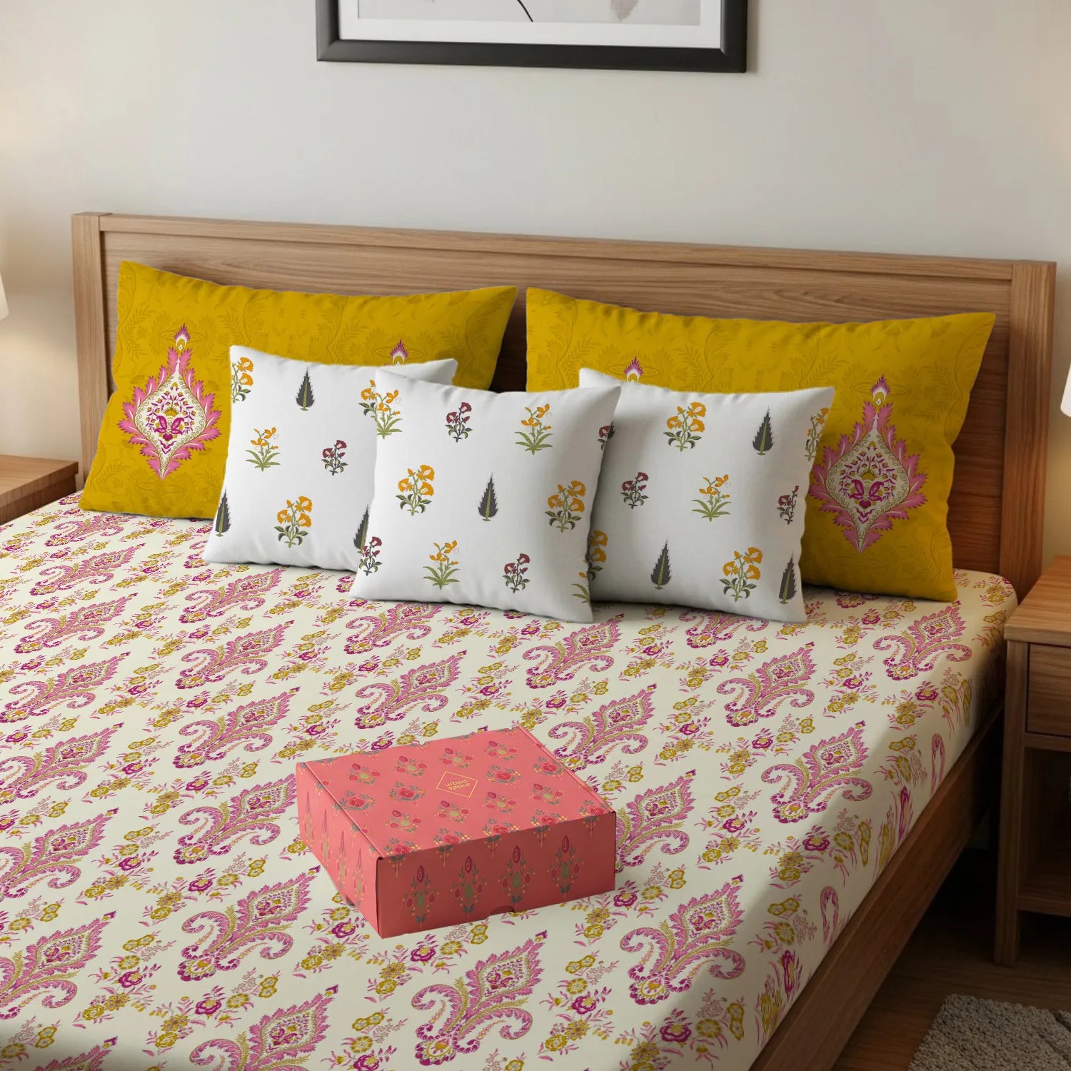 Cotton Double Bedsheet with 3 Cushion Covers in Gift Box Set, Motif Mustard