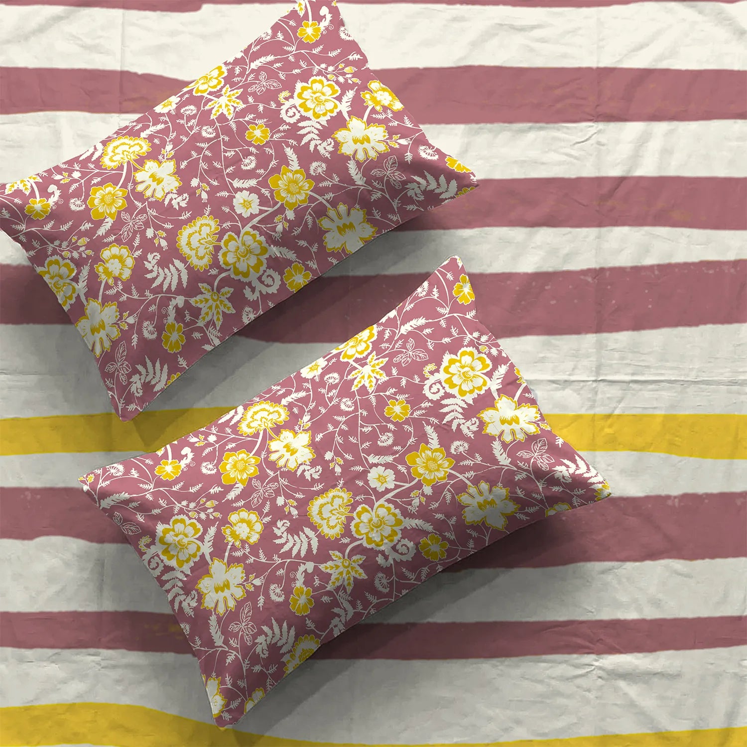 Divine Collection - Cotton Bedsheet With 2 Pillow Covers, Streak Muddy Pink
