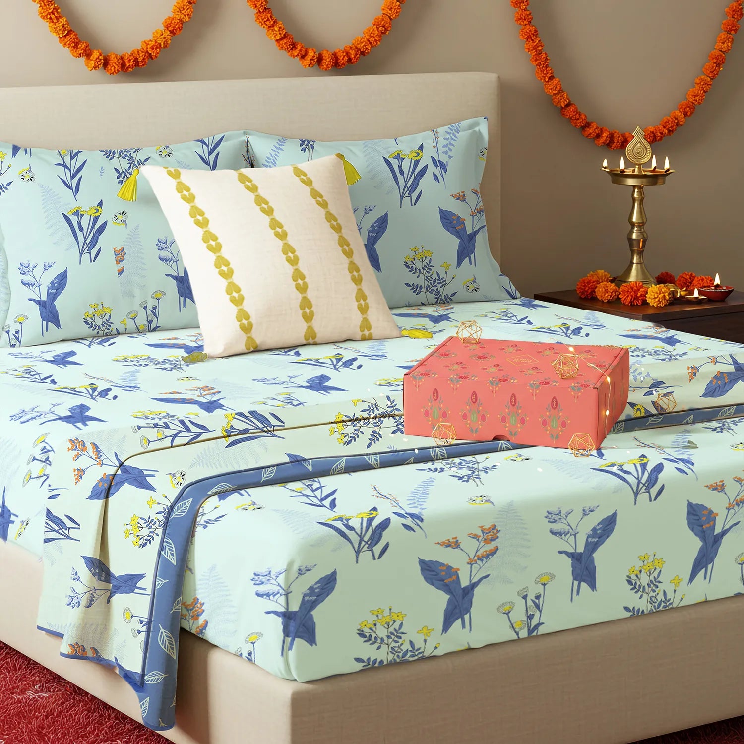6 Pc Cotton Bedding Set in Gift Box, Whisper Blue