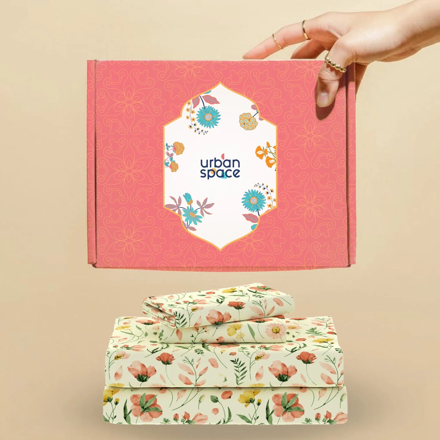 200 TC 100% Cotton Bedsheet Set in Gift Box - Meadows Buttercream